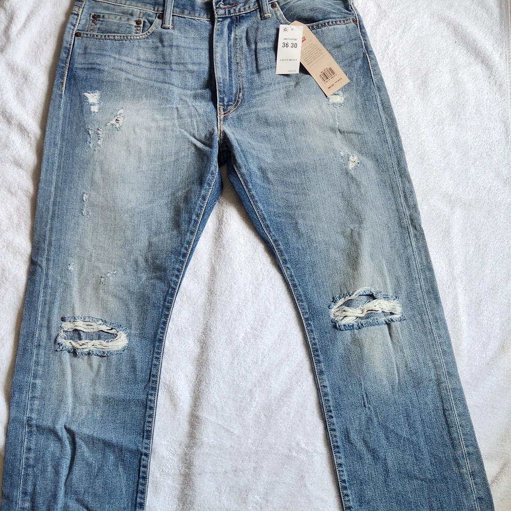 Levi's Classic Blue Distressed Denim Jeans 513 Slim Sraight
